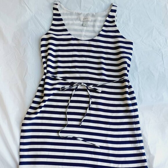 Ann Taylor LOFT Navy Blue Striped Dress Size XS Waist Tie Curved Hem Sailor Chic - Picture 1 of 10